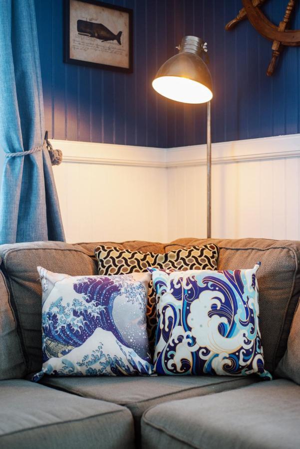 New Whaler Inn- Nautical Magic Hilo Downtown エクステリア 写真