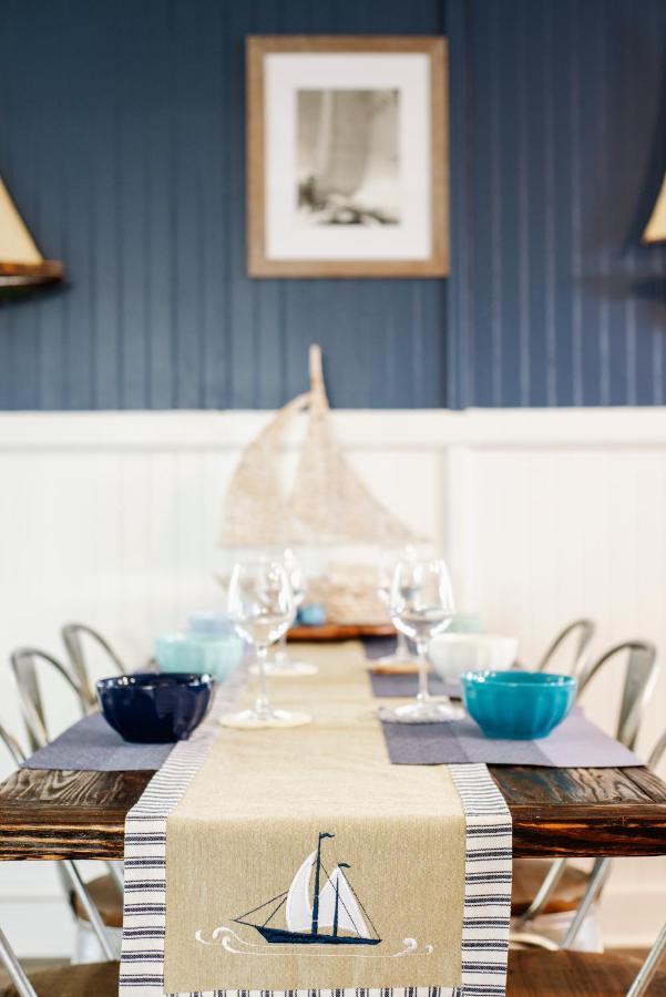 New Whaler Inn- Nautical Magic Hilo Downtown エクステリア 写真